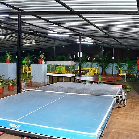 Hotel Megh Residency Navi Mumbai Exterior foto