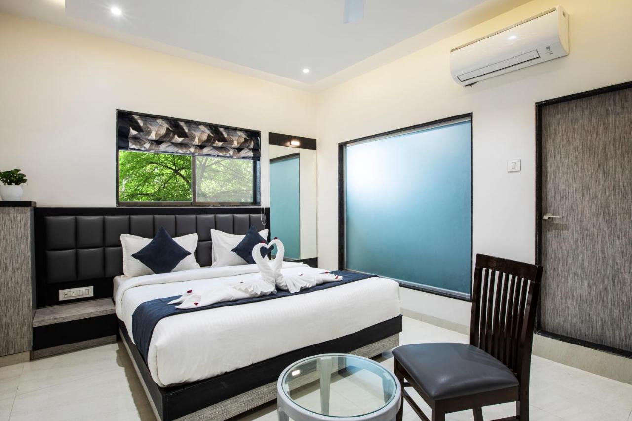 Hotel Megh Residency Navi Mumbai Exterior foto